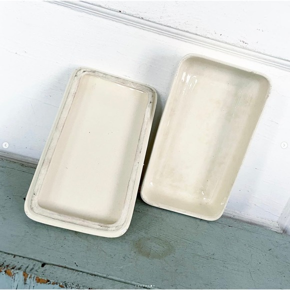 Vintage Dresser Box Trinket Jewelry Vanity Sculpted Yellow Gold Flower Lid - Picture 7 of 8